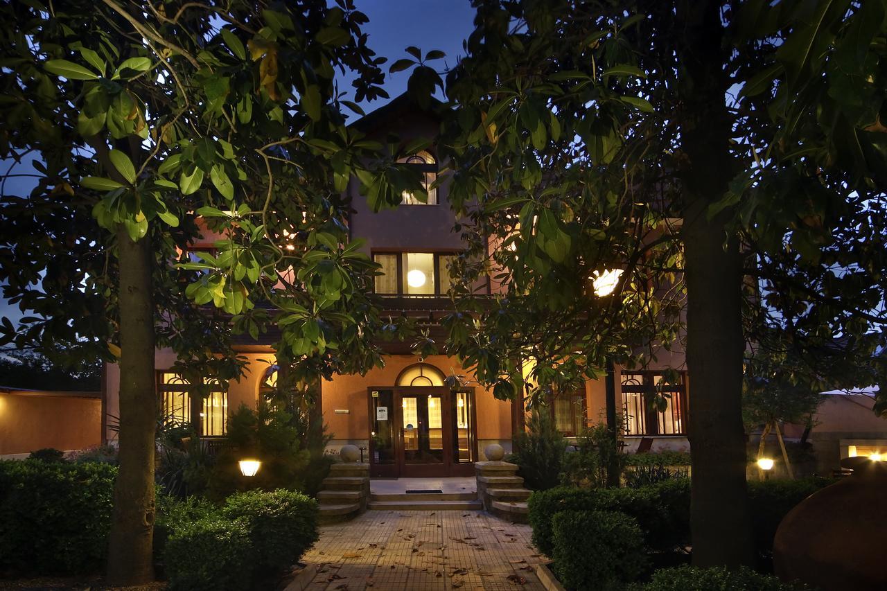 Anita House Hotel Perushtitsa Exterior photo